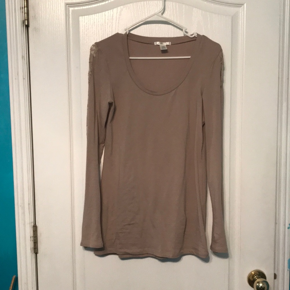 Long sleeve nude/tan shirt with lace details
